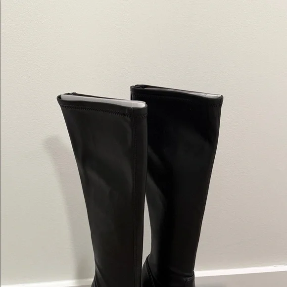 Franco Sarto High Knee Black Leather Boot - Picture 5 of 8